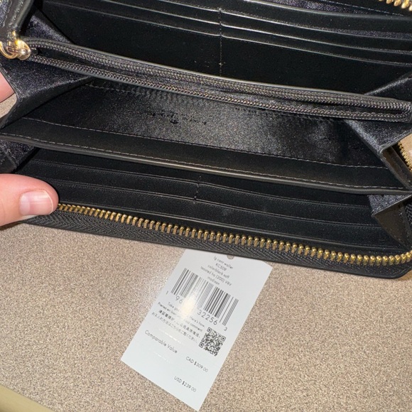 LIKE NEW: Kate Spade Madison Large Continental Wallet - Picture 5 of 9